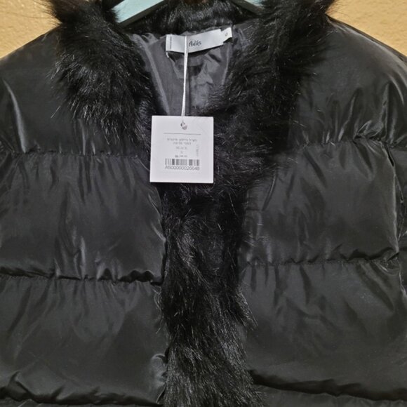 NWT Adika cropped bomber jacket with faux fur - Picture 4 of 7